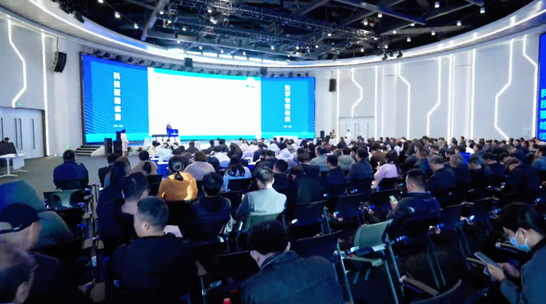 1764209418532130.png 640.png